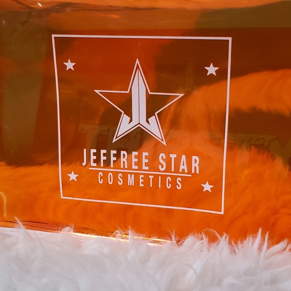 RARE LE Jeffree Star - Picture 2 of 8